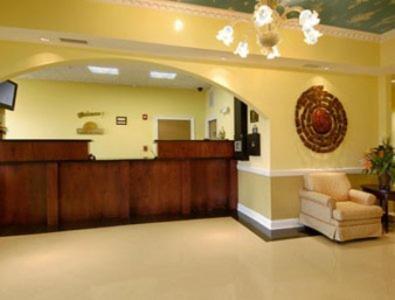 Days Inn & Suites By Wyndham Swainsboro מראה חיצוני תמונה